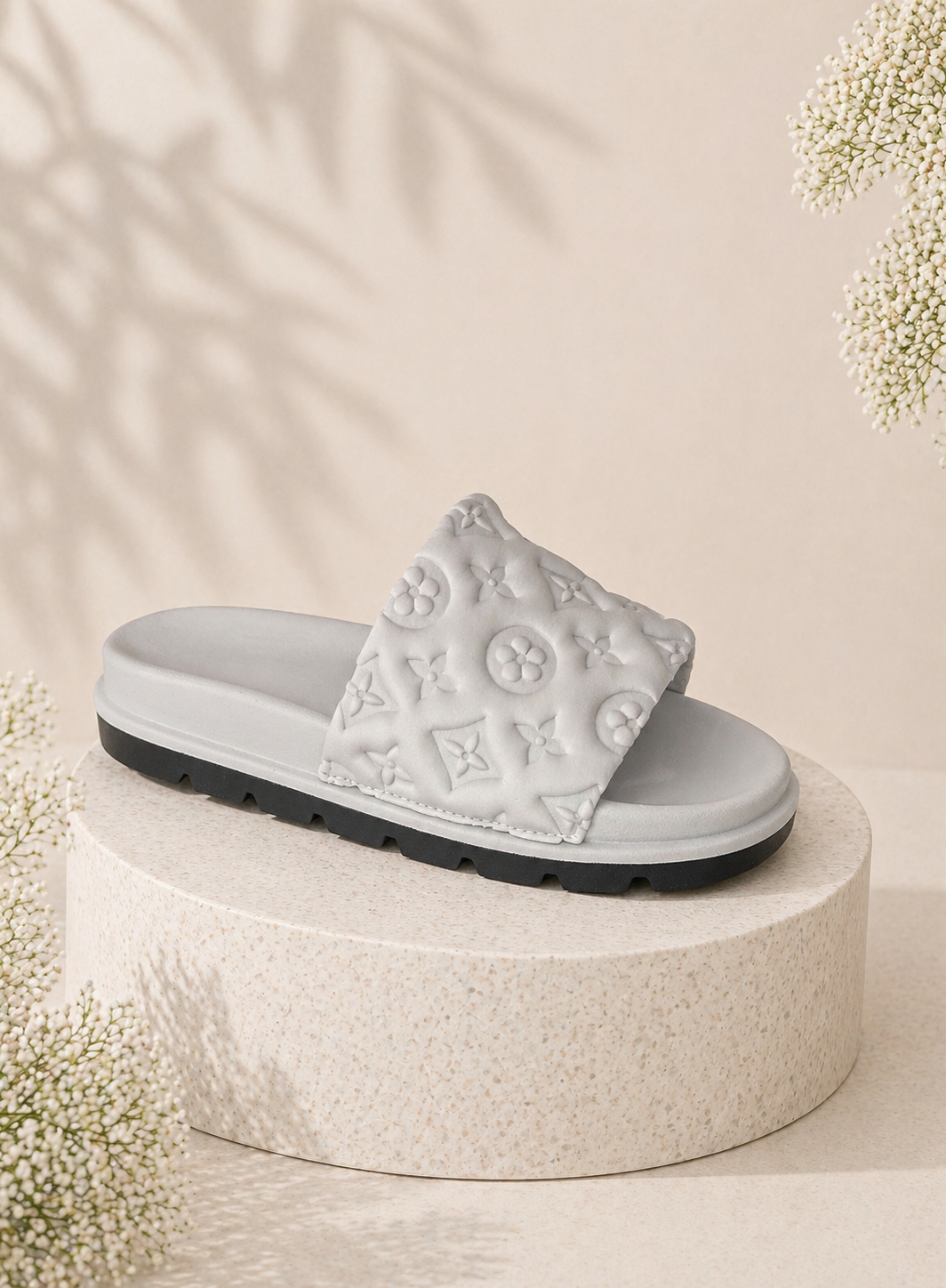 LEXI grey velcro sliders